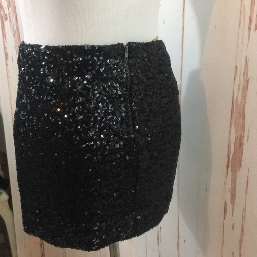 Sequins Skirt Party Perfect - Picture 8 of 8